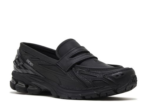 1906L NEWS BALANCES 'black'